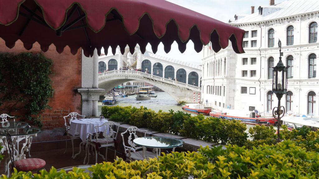 View of the Rialto Bridge from the terrace of Al Ponti Antico