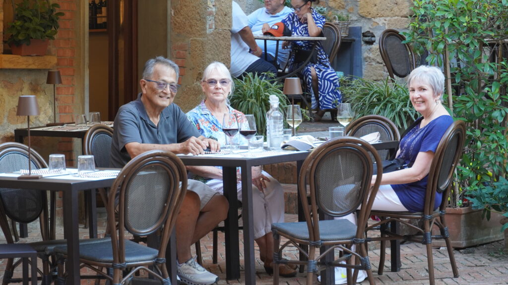 We found Piccolomini Bistrot in a little courtyard