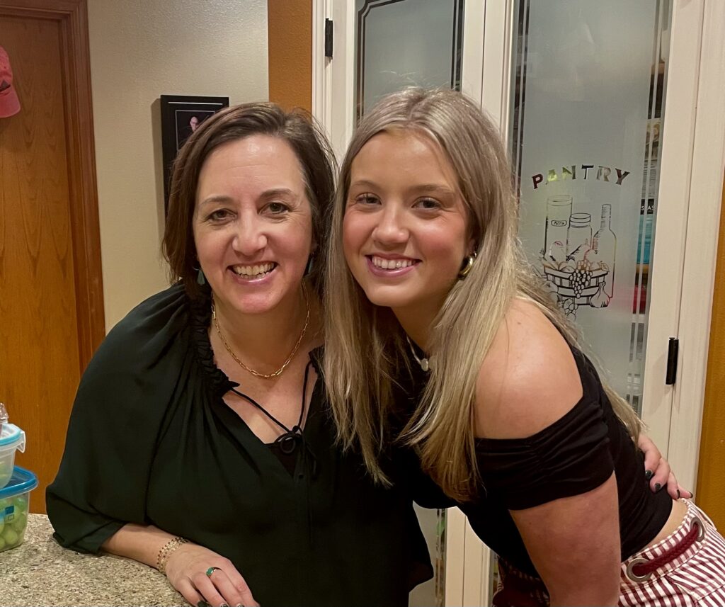 Kari and Izzy ready for Italy